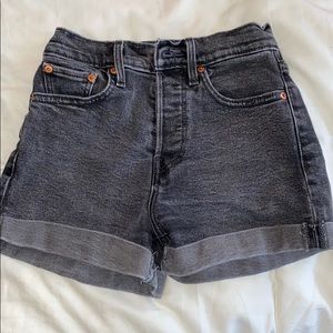 Levi’s shorts